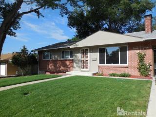 2883 Wolff St, Denver CO  80212-1520 exterior