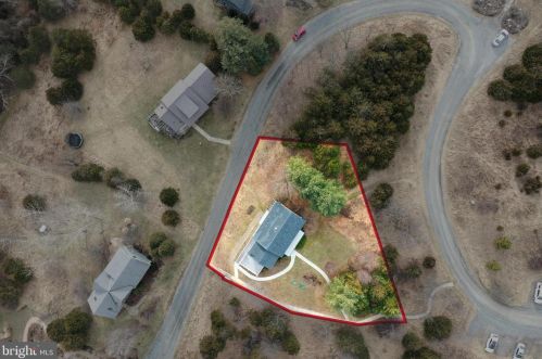 40988 Redwing Song Ln, Lovettsville, VA 20180-2270