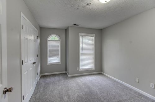 2027 Briar Creek Ct, Conyers GA  30012-7124 exterior