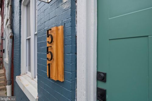 551 Howard Ave, Lancaster PA  17602-4421 exterior