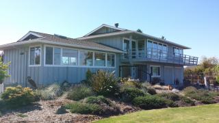 560 Marine Dr, Diamond Point, WA 98382-8038