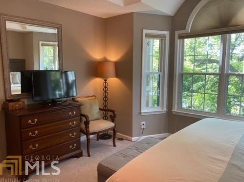 527 Mcgill Park Ave, Atlanta GA  30312-1288 exterior
