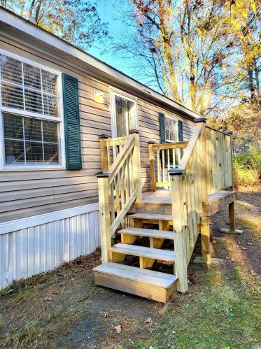 80 Brewster Rd, Barrington, NH 03825-3811