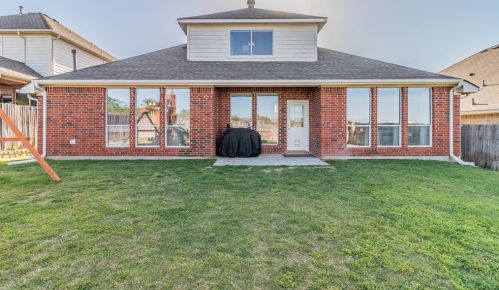 10133 Red Bluff Ln, Fort Worth TX  76177-7351 exterior