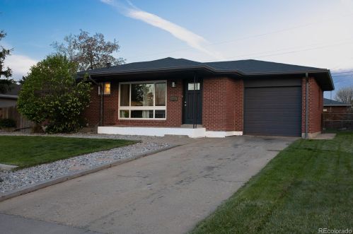 7121 Canosa Ct, Westminster CO  80030-5640 exterior