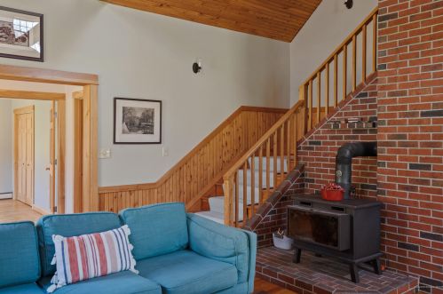 2 Youngs Ln, Freeport ME  04032-6261 exterior
