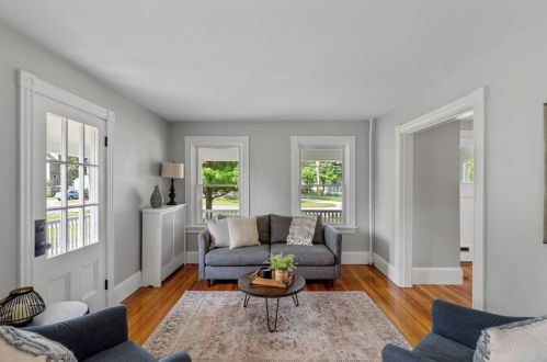 158 Tidewater Dr, Warwick RI  02889-4622 exterior