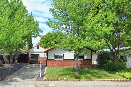 324 Deodara St, Vacaville, CA 95688-2602