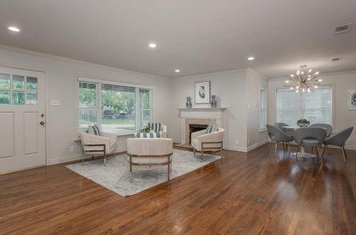 2621 Boyd Ave, Fort Worth TX  76109-1024 exterior