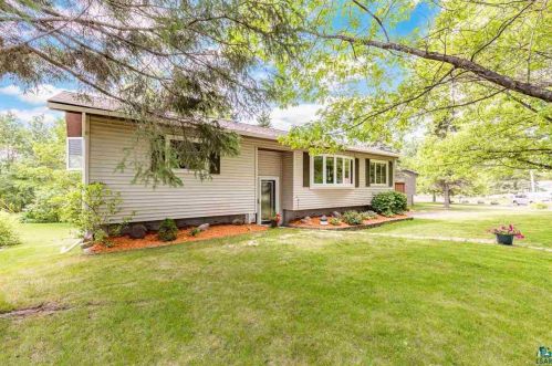 2152 Adirondack St, Duluth, MN 55811-5306
