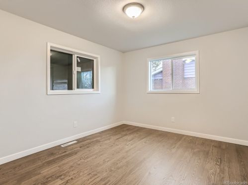 697 Evanston St, Aurora CO 80014-1543 exterior