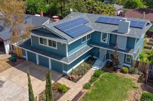 5 Donner Ln, Chico, CA 95928-4167