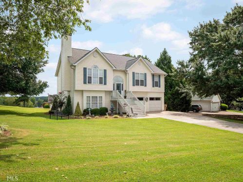 120 Northwind Dr, Stockbridge GA  30281-6214 exterior
