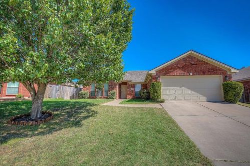 3932 Garden Springs Dr, Fort Worth, TX 76123-1494