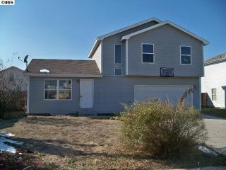 113 23rd Avenue Ct, Greeley, CO 80631-1401