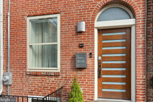 611 11th St, Philadelphia, PA 19147-1901