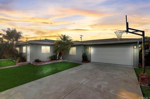 1207 Ritner St, Torrance, CA 90502-1870