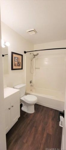 16 Darling St, Southington CT  06489-2615 exterior