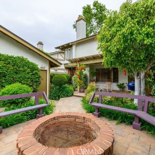 28 Yale Loop, Irvine CA  92604-3619 exterior