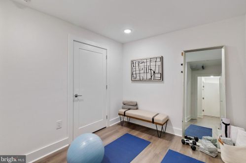 1220 Kater St, Philadelphia PA 19147-2011 exterior