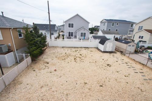 126 Virginia Ave, Lavallette NJ 08735-2439 exterior