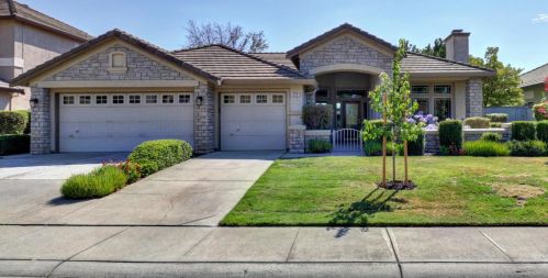 3251 Port Pacific Ln, Elk Grove, CA 95758-3606