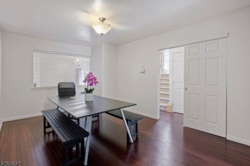 23 Grant Way, Princeton NJ  08540-1667 exterior