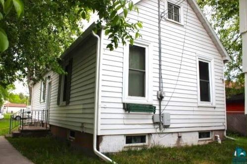 110 65th Ave, Duluth MN  55807-1951 exterior