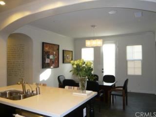 17 Arrowhead, Irvine CA  92618-8842 exterior