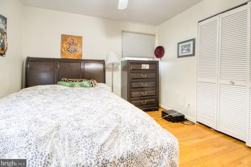 1008 Robroy Dr, Silver Spring MD exterior