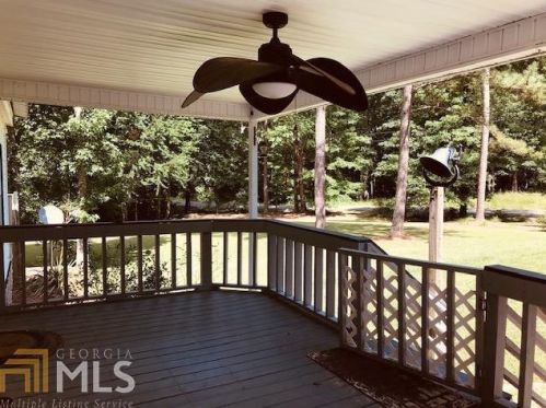 678 Cherokee Ln, Buchanan, GA 30113-5184