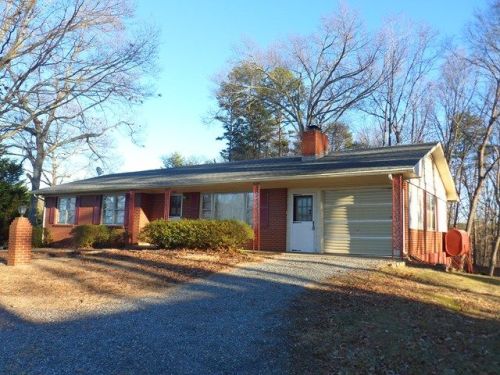 2328 Izaak Walton Rd, Hurt, VA 24563-3466