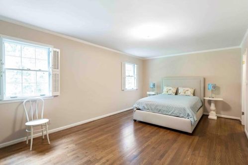 4247 Harrogate Dr, Atlanta GA  30327-3624 exterior