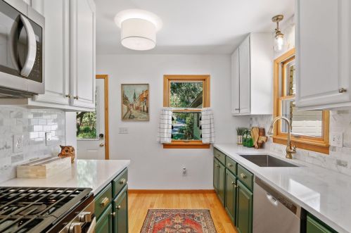 103 Greenwood St, Saint Paul MN  55115-1627 exterior