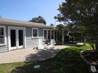 1536 Cranbrook St, Camarillo, CA 93010-1902