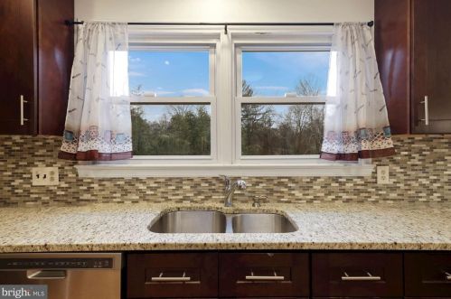 13908 Gate Dr, Silver Spring MD 20906-2208 exterior