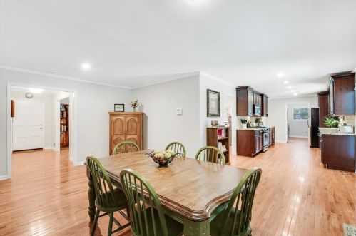 5272 Happy Hollow Rd, Atlanta GA  30360-1263 exterior