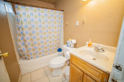 814 Vermont Ave, Los Banos CA 93635-3313 exterior