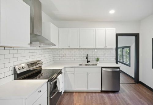 391 Bend Ave, Atlanta, GA 30315-5339