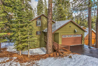 11848 Snowpeak Way, Truckee, CA 96161-7061