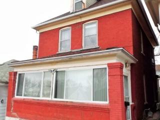 1927 15th Ave, Altoona, PA 16601-2446