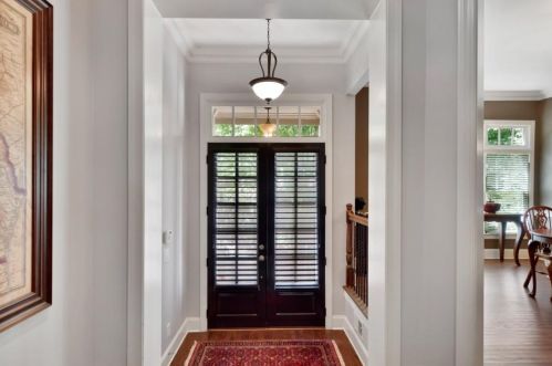 651 Lockton Pl, Atlanta GA  30342-5044 exterior