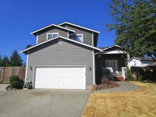 11912 209th Avenue Ct, Sumner, WA 98391-6623