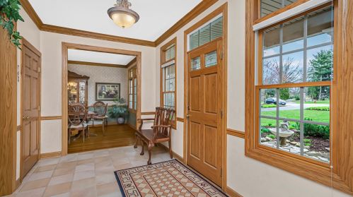 210 Fenimore Rd, Bull Valley, IL 60014-7348