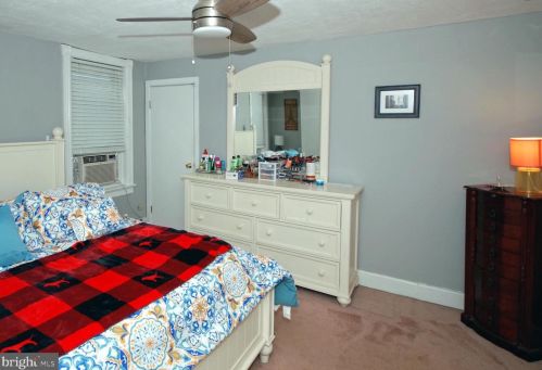 1418 Genesee St, Trenton NJ 08611-1910 exterior