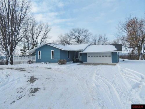 48150 Red Iron Rd, Kasota, MN 56050-8705