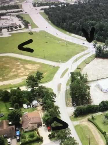 2229 Teas Nursery Rd, Conroe TX  77304-4616 exterior