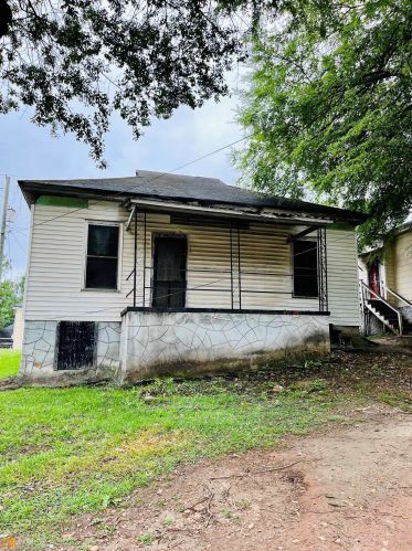 118 Addie St, Lagrange, GA 30241-3329