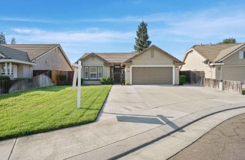 226 Culbertson Ct, Lodi, CA 95240-8884