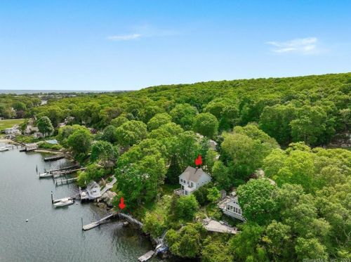 51 Quarry Dock Rd, Niantic, CT 06357-1908